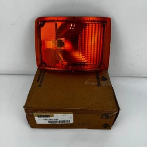 International OEM 3800 4700 4800 4900 Navistar 1661762C93 Right Turn Signal - Picture 1 of 5