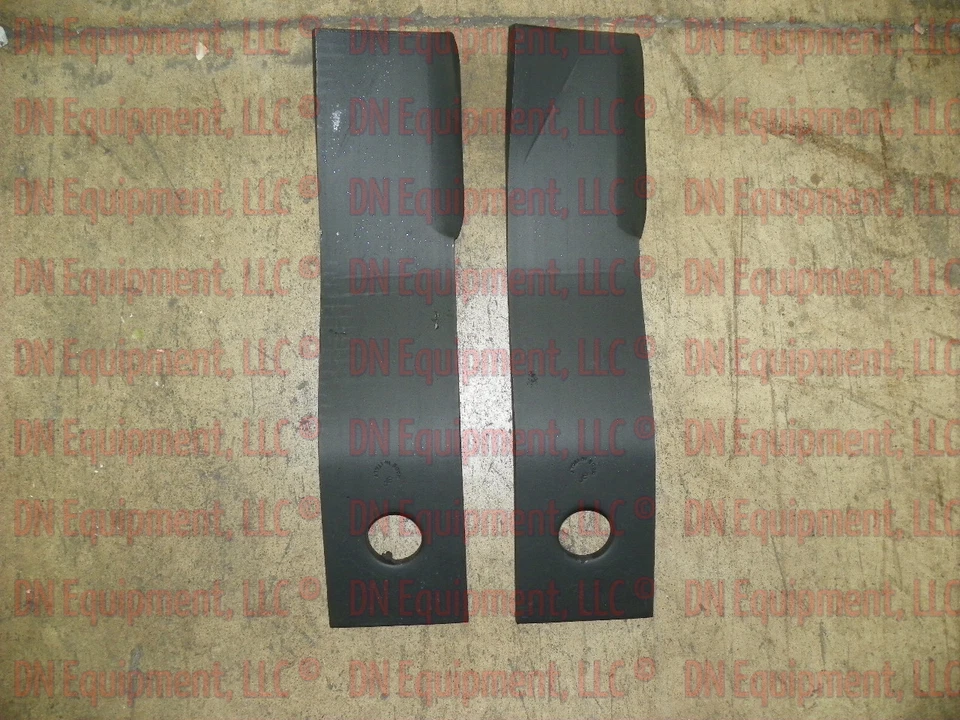 Juego de (2) cuchillas de corte rotativas Bush Hog 67743, se adapta a 268 y 1268 LH laterales Foto 1 de 1