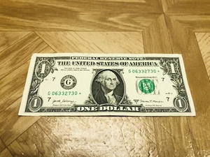 $1 one 2017 A Dollar Bill Star Note S/N G06332730* Star Bill 2017A da collezione - Foto 1 di 5