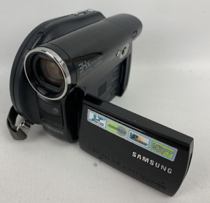 Samsung Digital DVD CamCorder Works Only When Plugged in Digital Camera 34X ZOOM