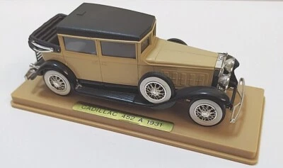 SOLIDO AGE D'OR 1:43  AUTO CADILLAC 452 A 1931   MARRONE CHIARO E NERO    ART 85 - Immagine 1 di 4
