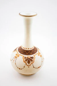 ANTICO VASO IN VETRO AL LATTE OPALE DIANE ART NOUVEAU - Foto 1 di 3