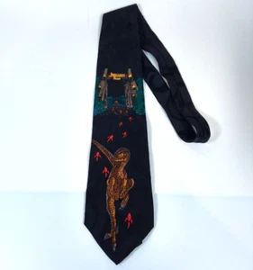 Corbata de seda vintage Jurassic Park Velociraptor “raptor” 1993 hecha en EE. UU. - Imagen 1 de 5