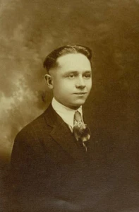Handsome Young Man In Studio Shot B&W Photograph 4 x 6 - Picture 1 of 3
