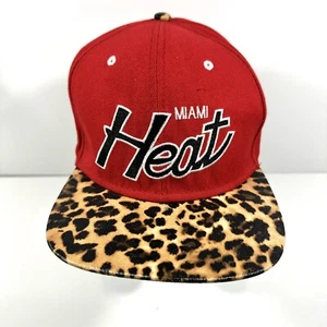 Cappello leopardato Miami Heat NBA Basketball Mitchell & Ness RARO! - Foto 1 di 10