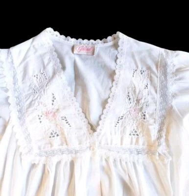 复古大号吉利德棉长睡衣领细节草原小屋核心  — 第 1/4 张图片