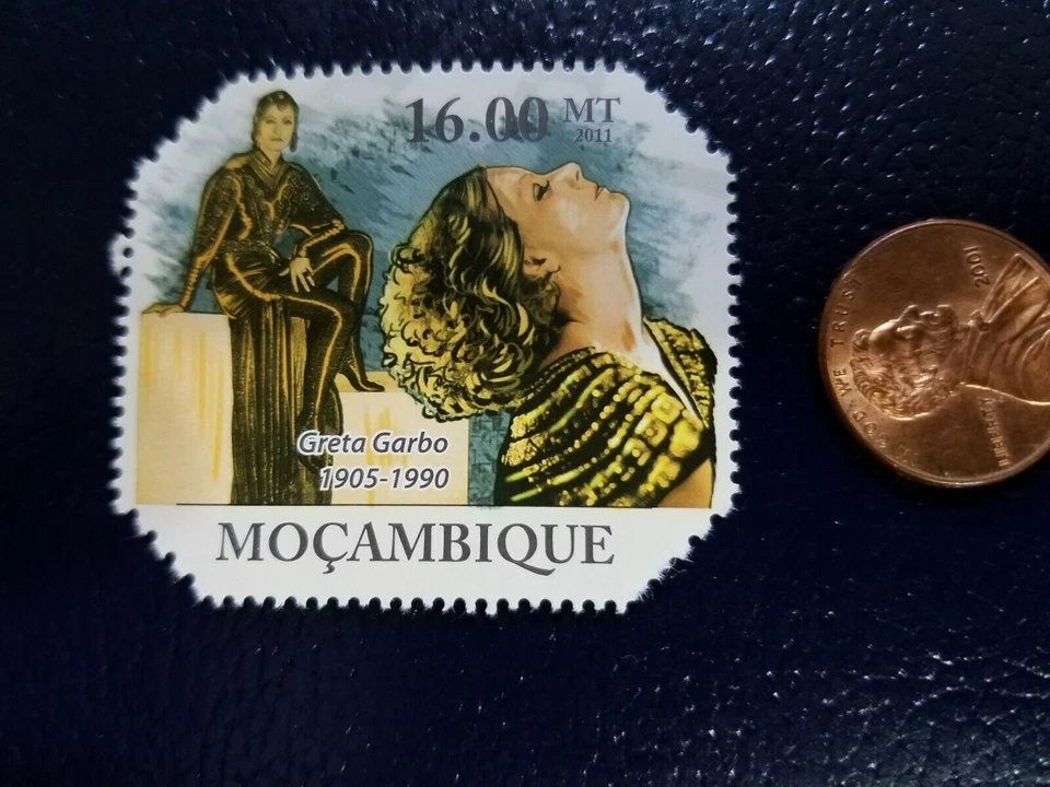 Greta Garbo Actriz Suecoamericana 2011 Mocambique Sello Perforado Foto 1 de 1