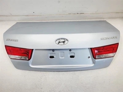 Tapa de maletero Hyundai Sonata 2006-2008 - cristal plateado azul Foto 1 de 4
