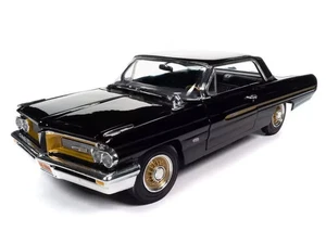 Autoworld 1/18 1962 Pontiac Grand Prix Hardtop Diecast Model AMM1291 - Picture 1 of 3