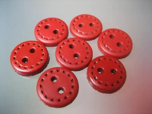 7x Lederknöpfe - Rot - 15mm - Glattleder - 2-Loch - Picture 1 of 2