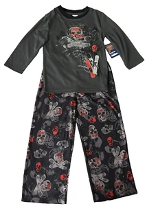 NWT Arizona Jean Co 2 pc pajamas Skulls Snowboards Size XS 4-5 Brand New $34.99 - Picture 1 of 6