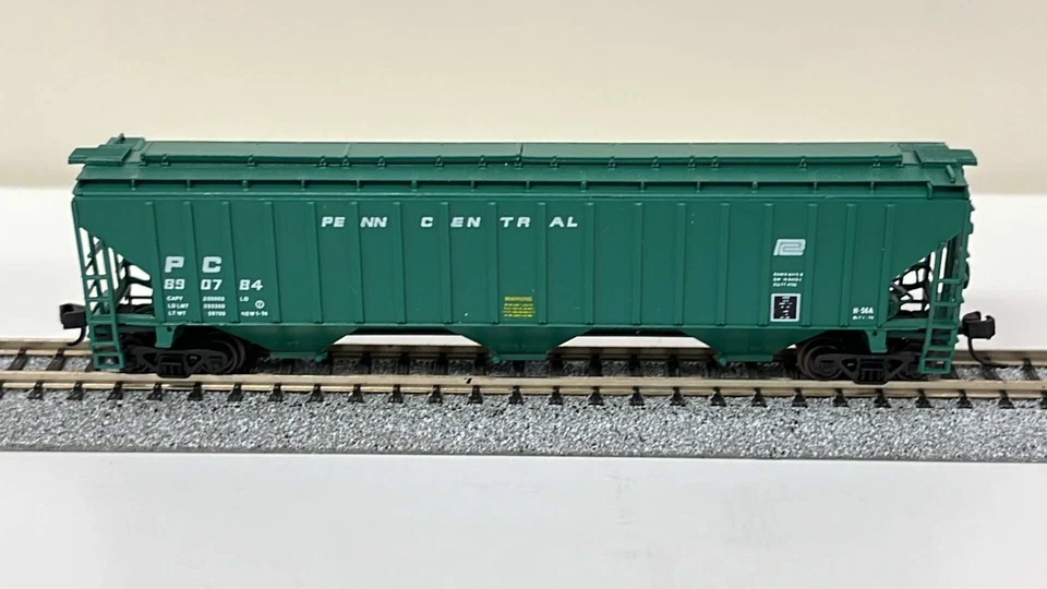 Intermountain N Penn Central 4750 covered grain hopper road #890784 PC - Image 1 of 1