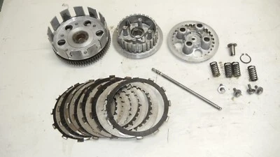 Honda XL250 XL 250 1972 montaje de cesta de embrague con placas Foto 1 de 4