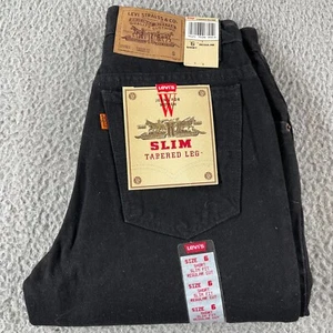 Pantalones de mezclilla Levis 921 de colección negros con lengüeta naranja calce cónico pierna talla 6 cortos NUEVOS NUEVOS CON ETIQUETAS - Imagen 1 de 13
