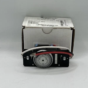 INTERMATIC KM2ST-1G, 24 Hour Wall Timer 120VAC 60HZ - Picture 1 of 2