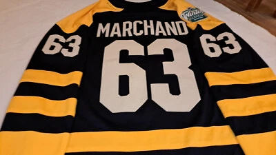 Camiseta mediana para hombre Brad Marchand clásica de invierno 2023 negra amarilla L@@k Foto 1 de 4
