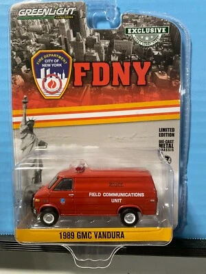 1/64 GREENLIGHT 1989 GMC VANDURA FRIE DEPARTMENT NEW YORK FIELD COMMUNICATION - Image 1 of 2