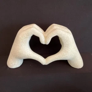 Heart Shape Statue, Heart Hands Gesture Decoration Home Decor for Living - Picture 1 of 7