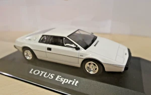 Maxichamps 1:43 - Lotus Esprit (1978) - weiß - 940135220 - (59) - Bild 1 von 1