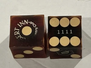 2 DESERT INN LAS VEGAS NEVADA CASINO DICE matching numbers #1111 SET Brown/Red - Picture 1 of 8