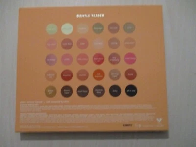 Kara Duo Pro Eye Shadow Palette 30 Colors Set Gentle Teaser - Image 1 of 4