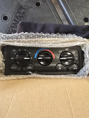 Módulo de control de CA 599-213 compatible con Chevrolet Malibu 1997-2005 1997-1998 O Foto 1 de 3