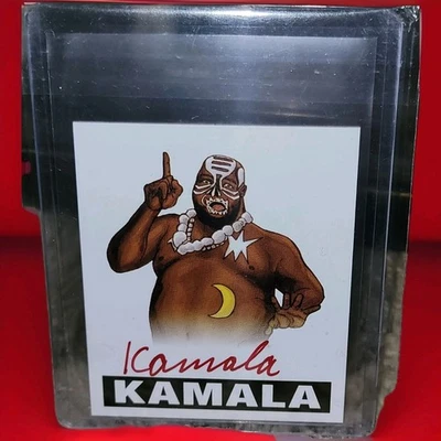 🔥 Kamala TINTA ROJA/15 2012 Hoja Originales Lucha Firmada ON Tarjeta Autógrafo Wwe Foto 1 de 4