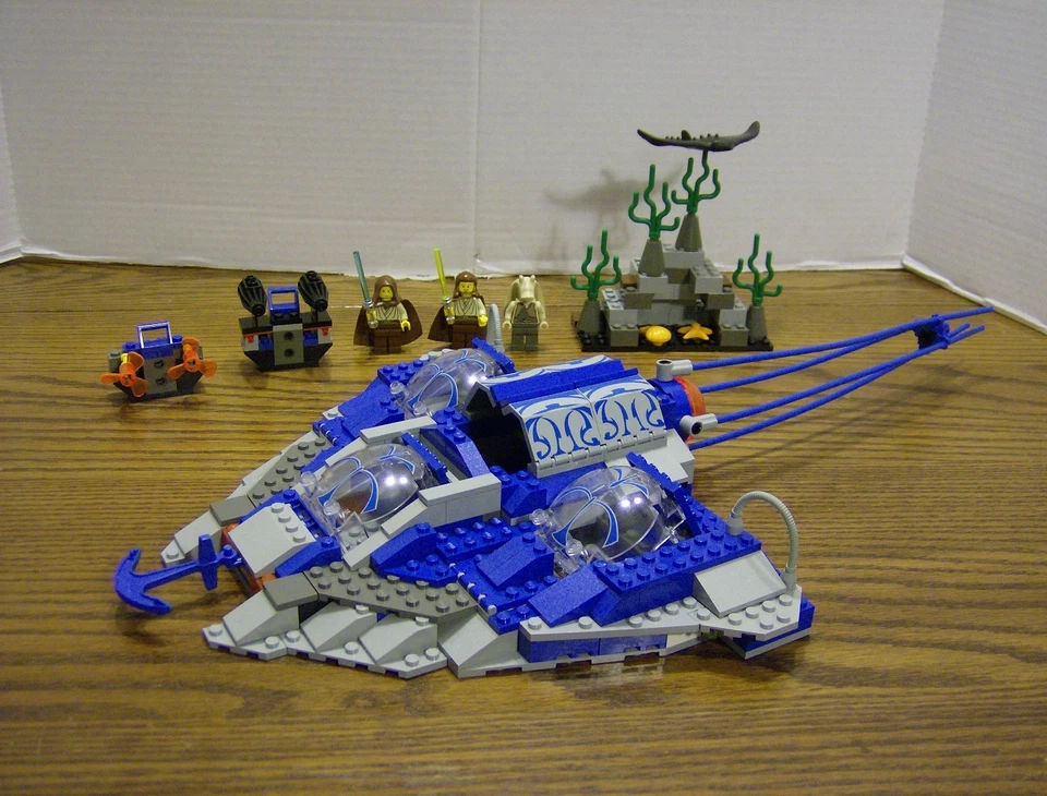 Lego 7161 Star Wars GUNGAN SUB Complete w/Instructions - Image 1 of 3