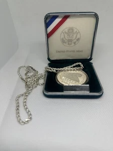 USA Women in Military Service for America Memorial Dollar 1994 US Mint - Picture 1 of 7