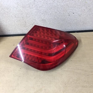 BMW 7 SERIES F01 F02 2007-2012 REAR LIGHT OUTER DRIVER RIGHT SIDE 7182198 - Picture 1 of 8