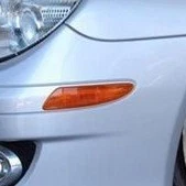 Marcador lateral esquerdo genuíno Mercedes-Benz R230 SL-Class no para-choque luz de seta - Imagem 1 de 1