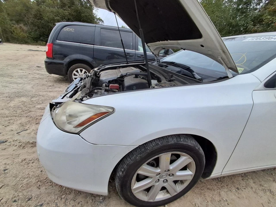 Driver Left Fender Fits 07-12 LEXUS ES350 2728759 - Image 1 of 4