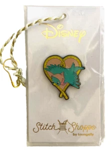 Disney Loungefly Stitch Shoppe Aschenputtel blau Vogel trägt Schal Pin ** NEU!** - Bild 1 von 5