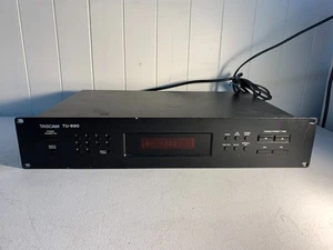 Tascam TU-690 AM/FM Rack Stereo Tuner - getestet & funktionsfähig - ohne Fernbedienung - Bild 1 von 9