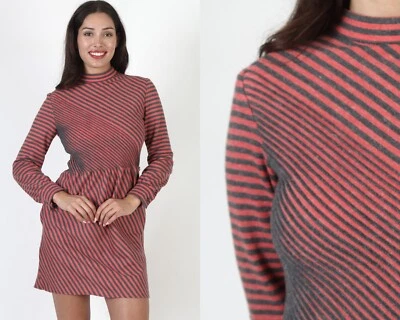 Mini Vestido Go Go Go Minimalista A Rayas Años 60 De Colección Con Bolsillos Preppy Jersey Uniforme Foto 1 de 4