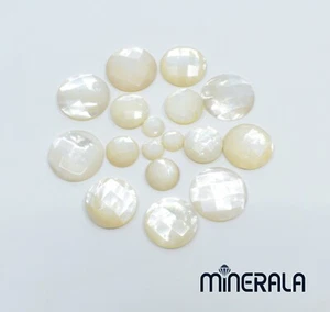 CONCHIGLIA MADREPERLA BIANCA NATURALE ROTONDA MEZZA BRIOLETTE TAGLIO 8mm-20mm WP027E9 - Foto 1 di 5