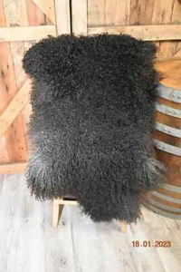 Alfombra de piel de oveja Gotland negra suave. G-37 44"x32" Negro con tonos grises. - Imagen 1 de 3