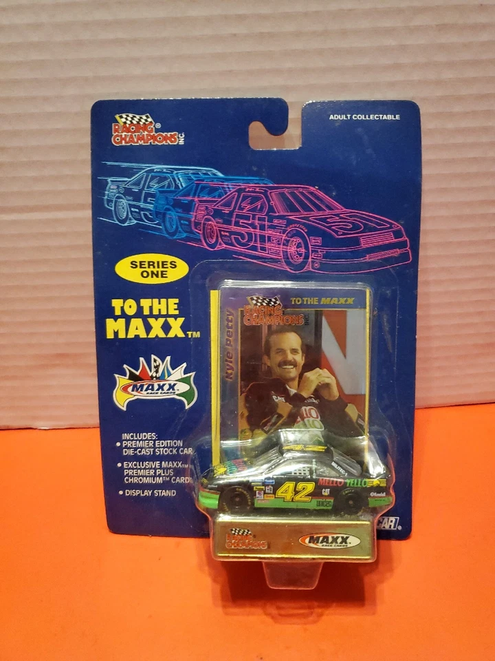 NASCAR Racing Champions Series One to The Maxx Terry Labonte Diecast 1 64