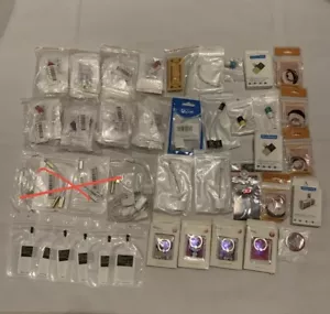 Lot Of Cell Phone Accessories Lot (sold As It) - Photo 1 sur 4