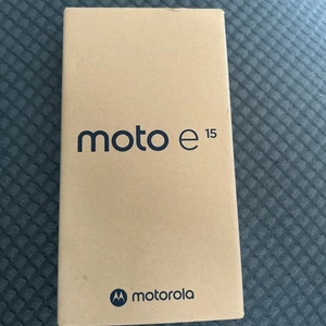 Motorola Moto E15 Android Smartphone 64 GB Denim Blue - Brand New Sealed - Picture 1 of 3