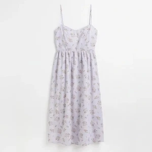 H&M+ Linen-Blend Midi Dress in Lavender Floral - Picture 1 of 8