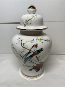 Ginger Jar Fine China Jay Japan With Birds And Flowers Read Description - Picture 1 of 10