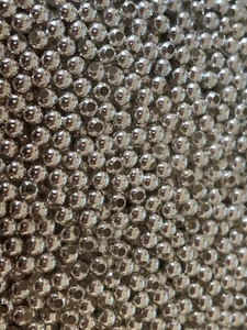 500 pcs Round Metal Spacer Beads in Silver Colour 2mm - Picture 1 of 3