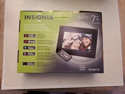 Insignia NS-DPF7G 7" Digital Picture Frame with Remote Control - Image 1 of 4
