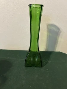 EUROPA Green Flower/Bud Vase, Marked "PGC-88 EUROPA - 2. Is 8.75" Tall Vintage - Picture 1 of 1