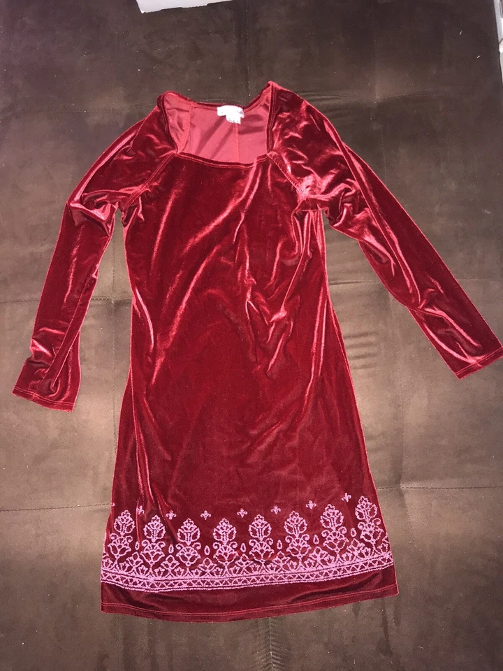 Vestido largo de vacaciones My Michele de terciopelo rojo talla pequeña manga 3/4 para niñas Foto 1 de 1