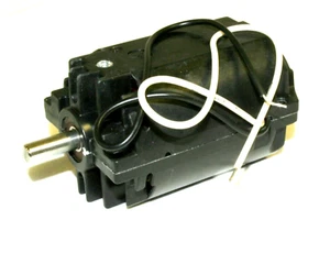 MOTORBÜRSTENANTRIEB 120 VOLT - Bild 1 von 2