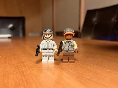 Lego Star Wars AT-ST 75153 Rebel Trooper And AT-ST Driver Minifigures - Image 1 of 4