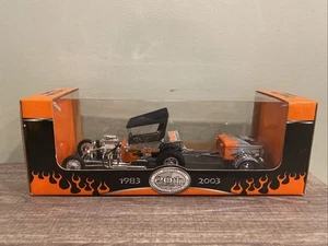 Hooters 20th Anniversary 1983-2003 Ford T-Bucket w/ Trailer DieCast 1:24 LIBERTY - Picture 1 of 13