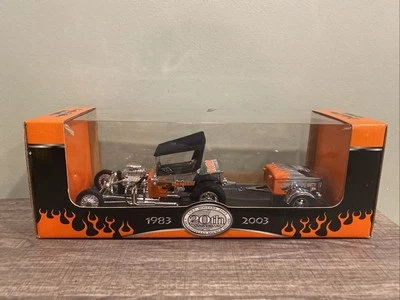 Hooters 20th Anniversary 1983-2003 Ford T-Bucket w/ Trailer DieCast 1:24 LIBERTY - Image 1 of 4